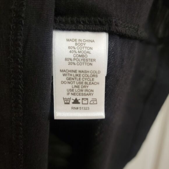 Cece Flutter Sleeve Eyelet Yoke Knit Top - Picture 5 of 6